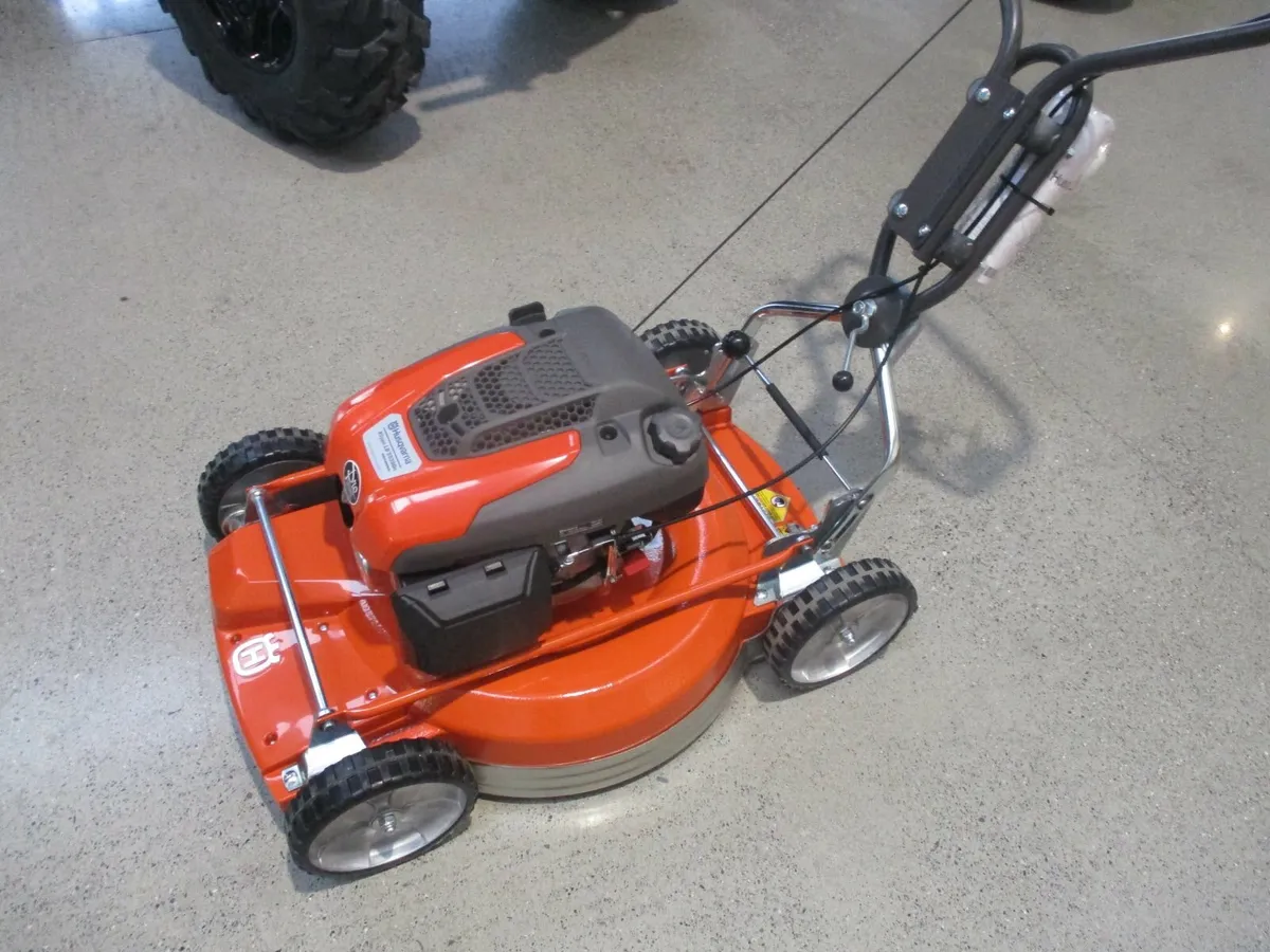 Husqvarna lawnmower tractor mowers front deck - Image 3