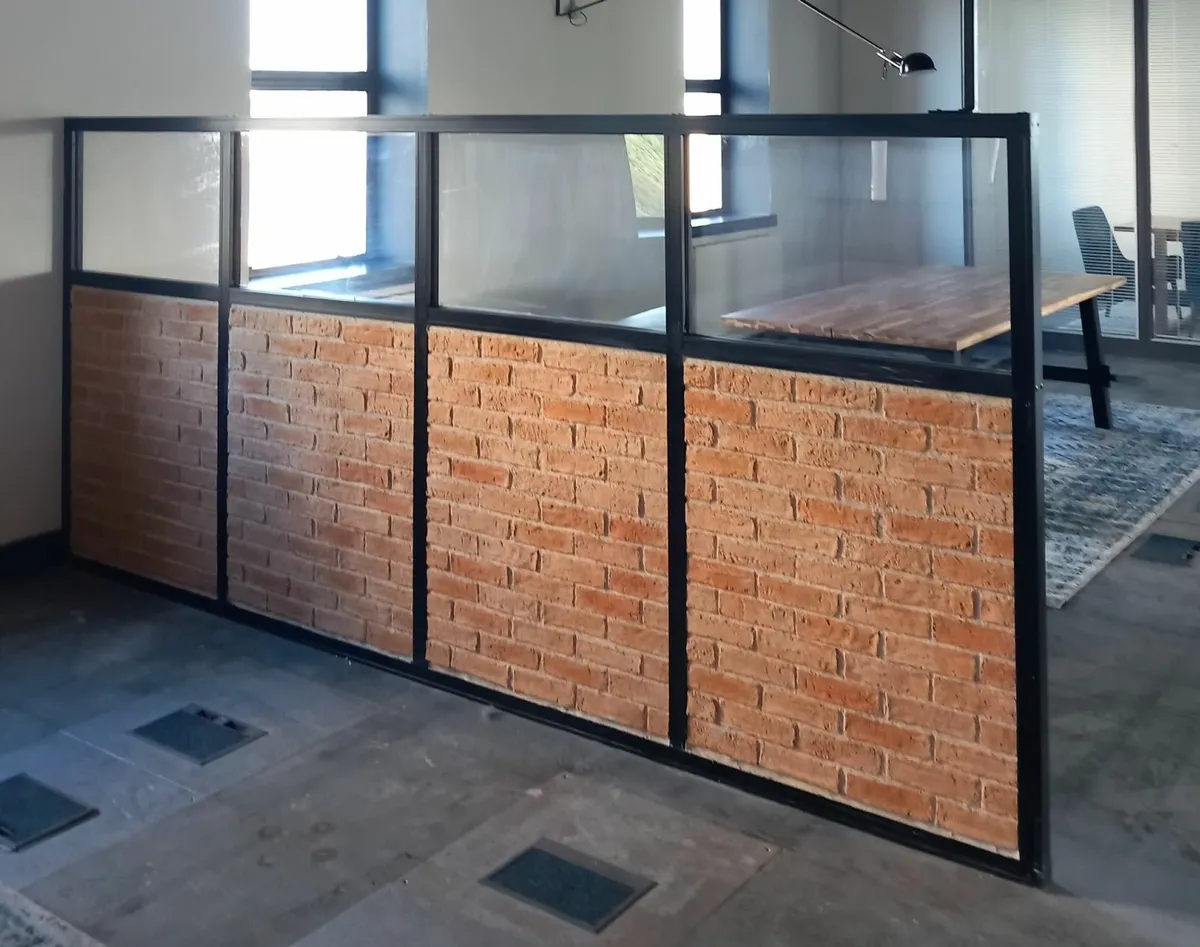 Glass tarrace screens and doors - Image 3