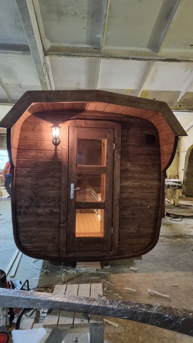 Hot tubs and Saunas - Image 2