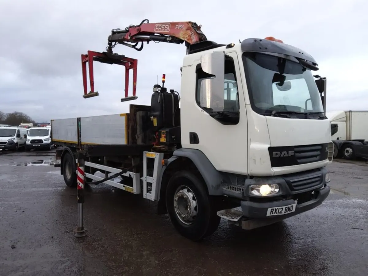 DAF LF/55/220 Dropside with Crane 2012 - Image 1