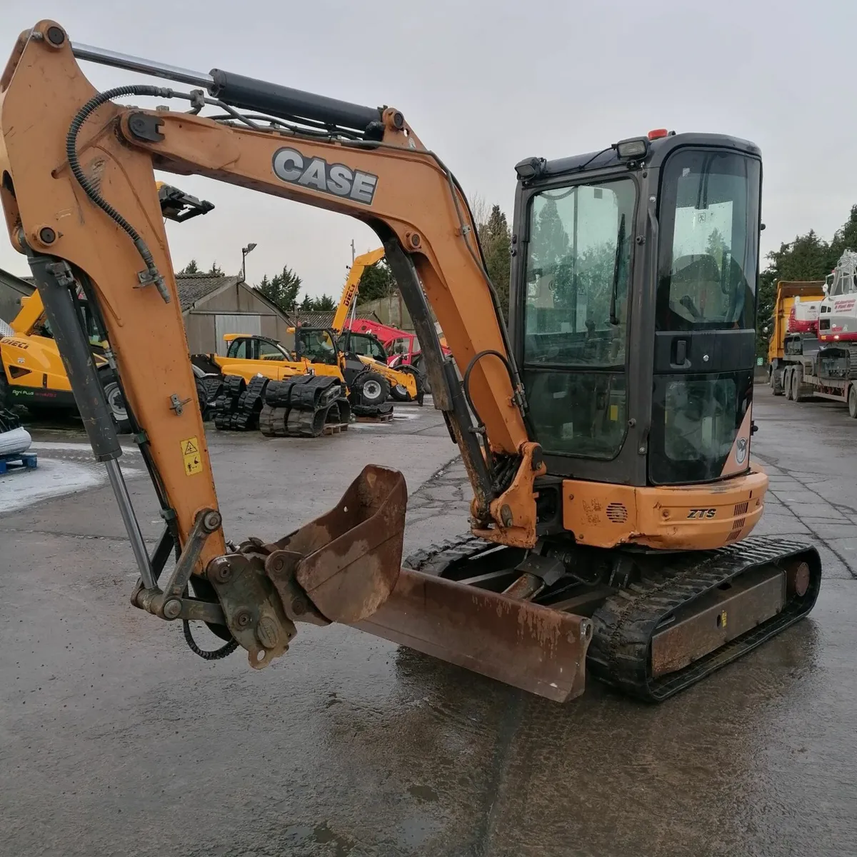 Case CX35B  #14004651 - Image 2