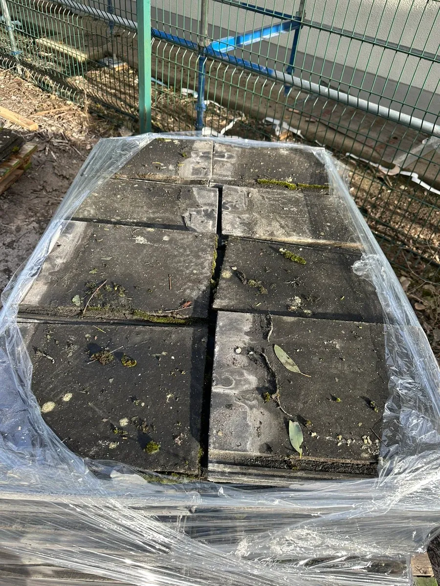 Roof tiles - Image 4