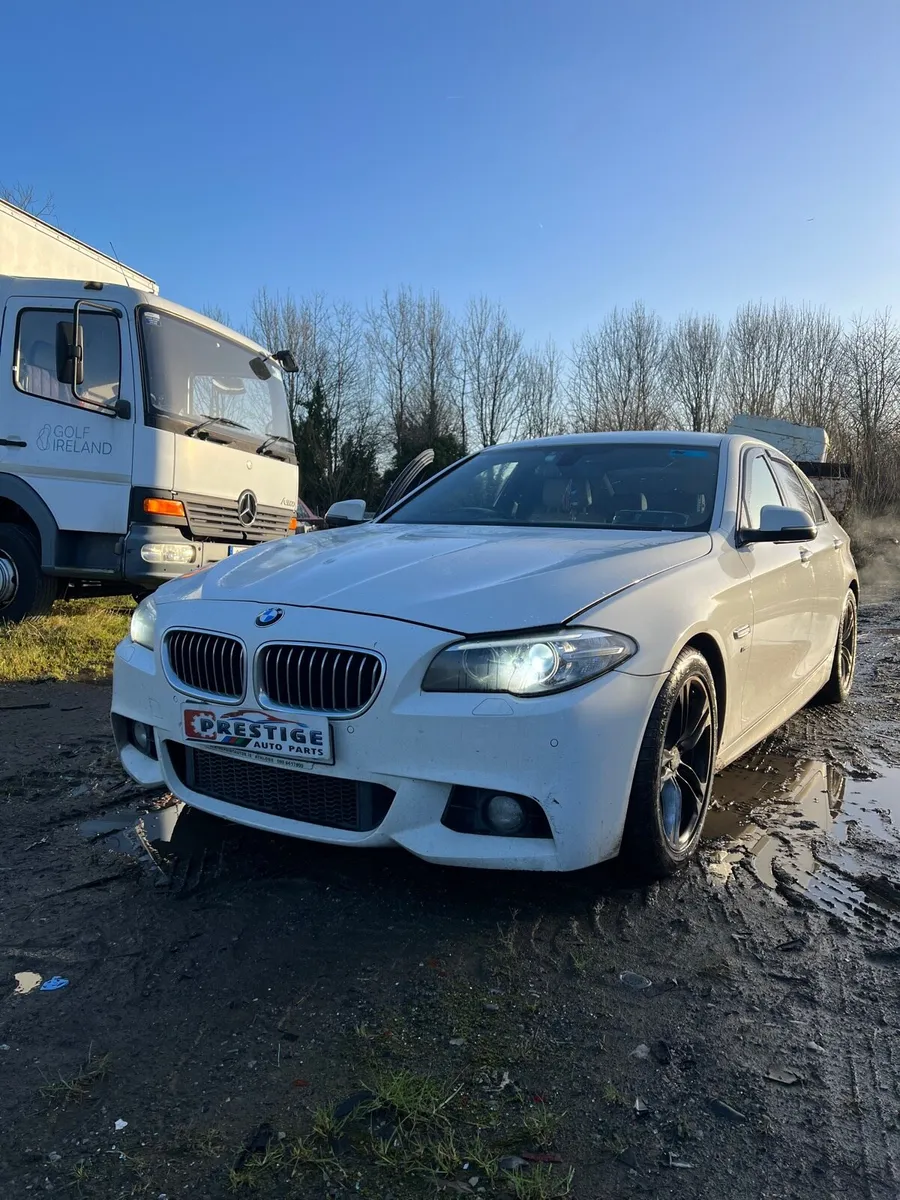 Breaking bmw 520d automatic f10 M sport 2015 b47 - Image 1