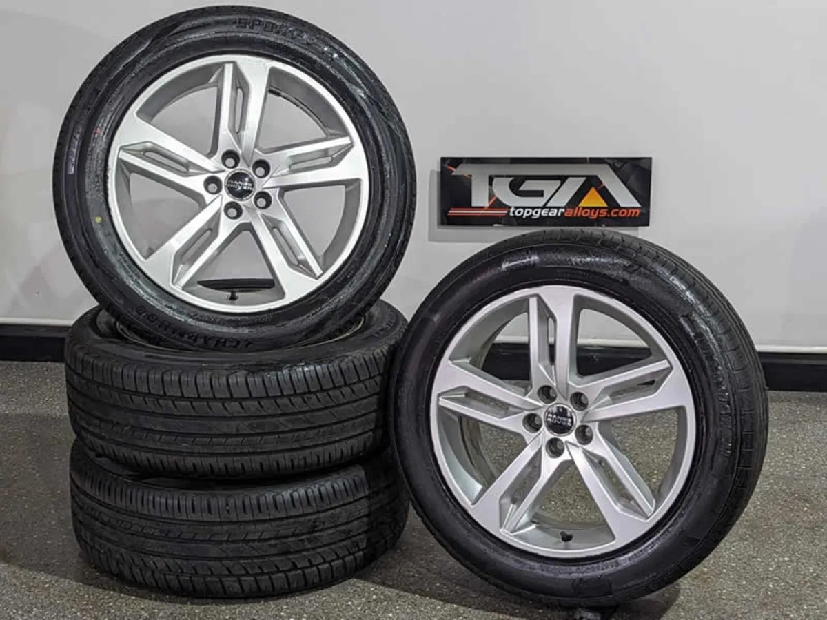 19" GENUINE RANGE ROVER EVOQUE ALLOY WHEELS & TYRE - Image 1