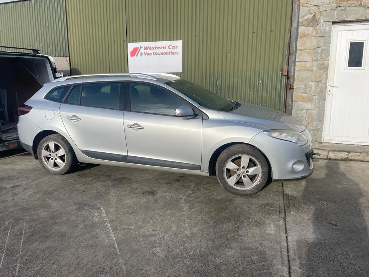 2010 Renault megane 1.5 dci for dismantling