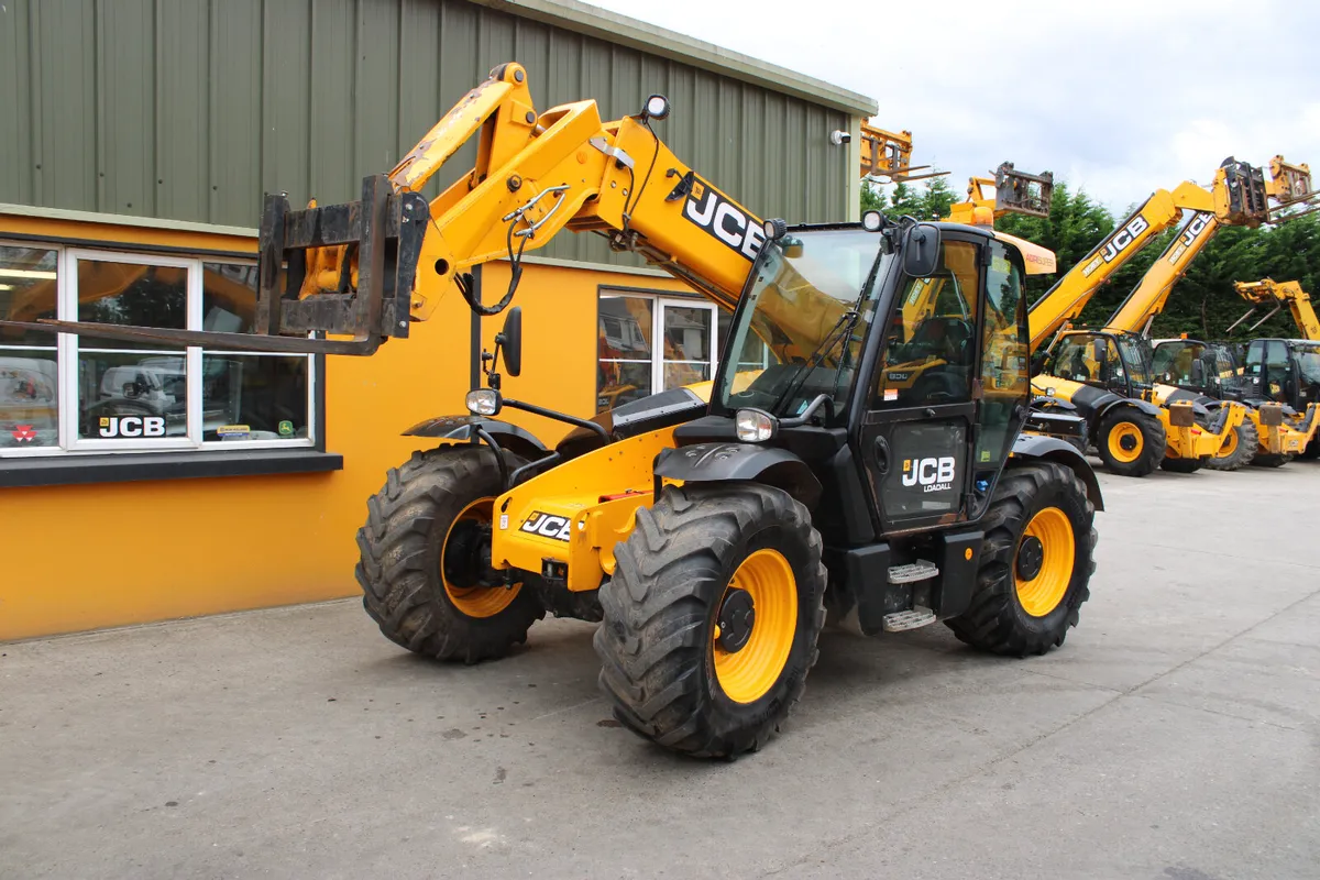 JCB 541-70 - Image 1