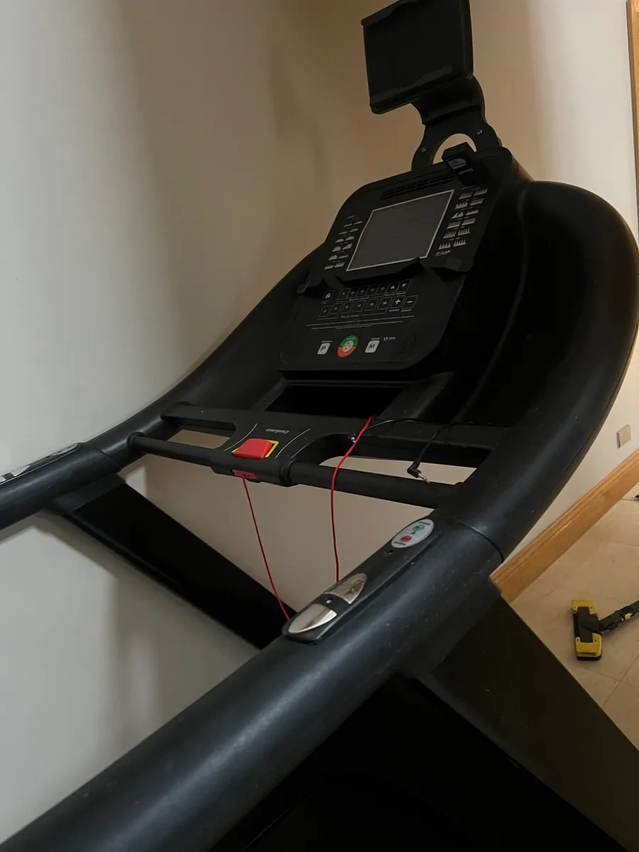 Treadmill - Image 3