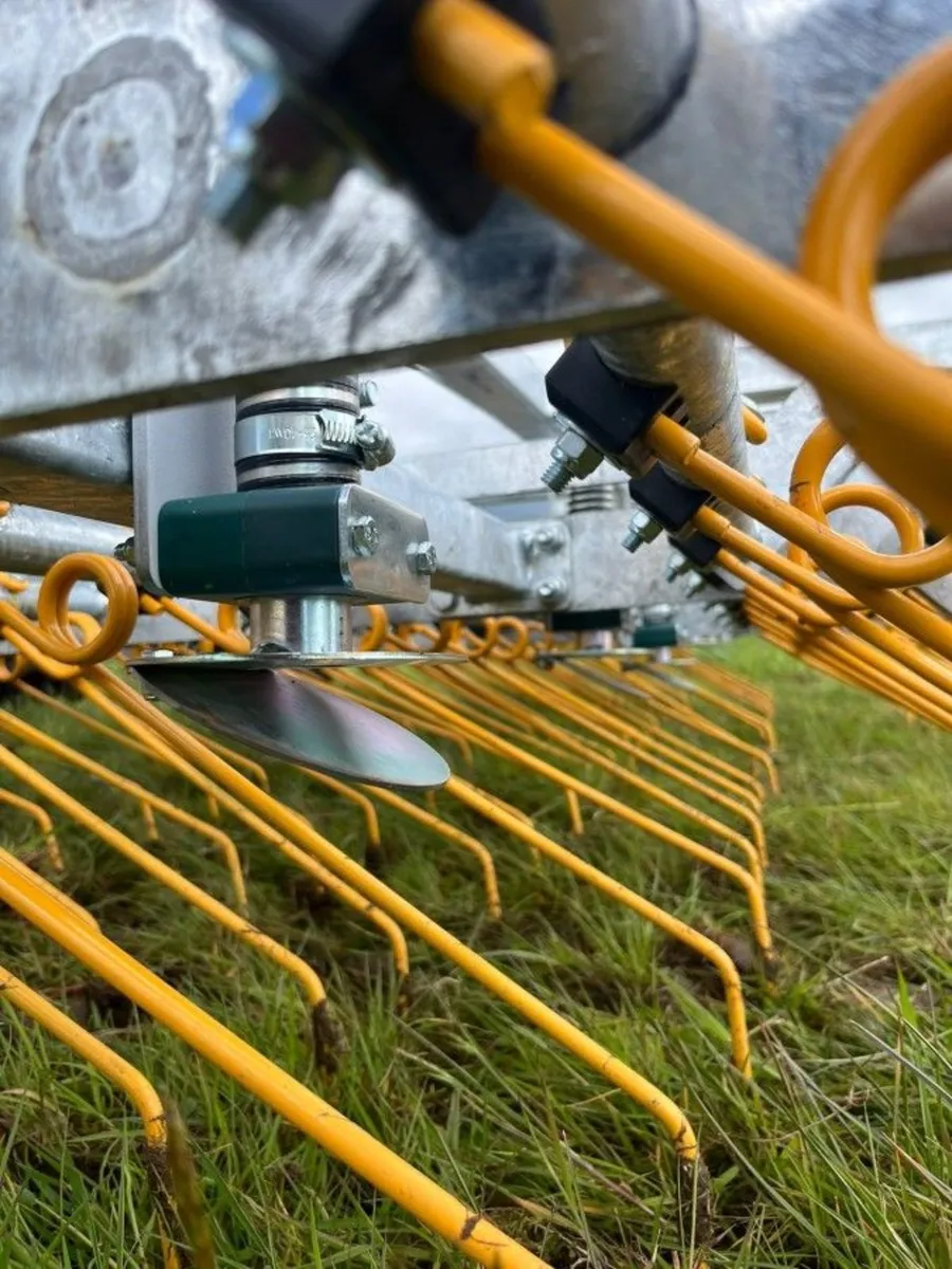 Clarke Heavy Duty Tine Grass Harrows - Image 4