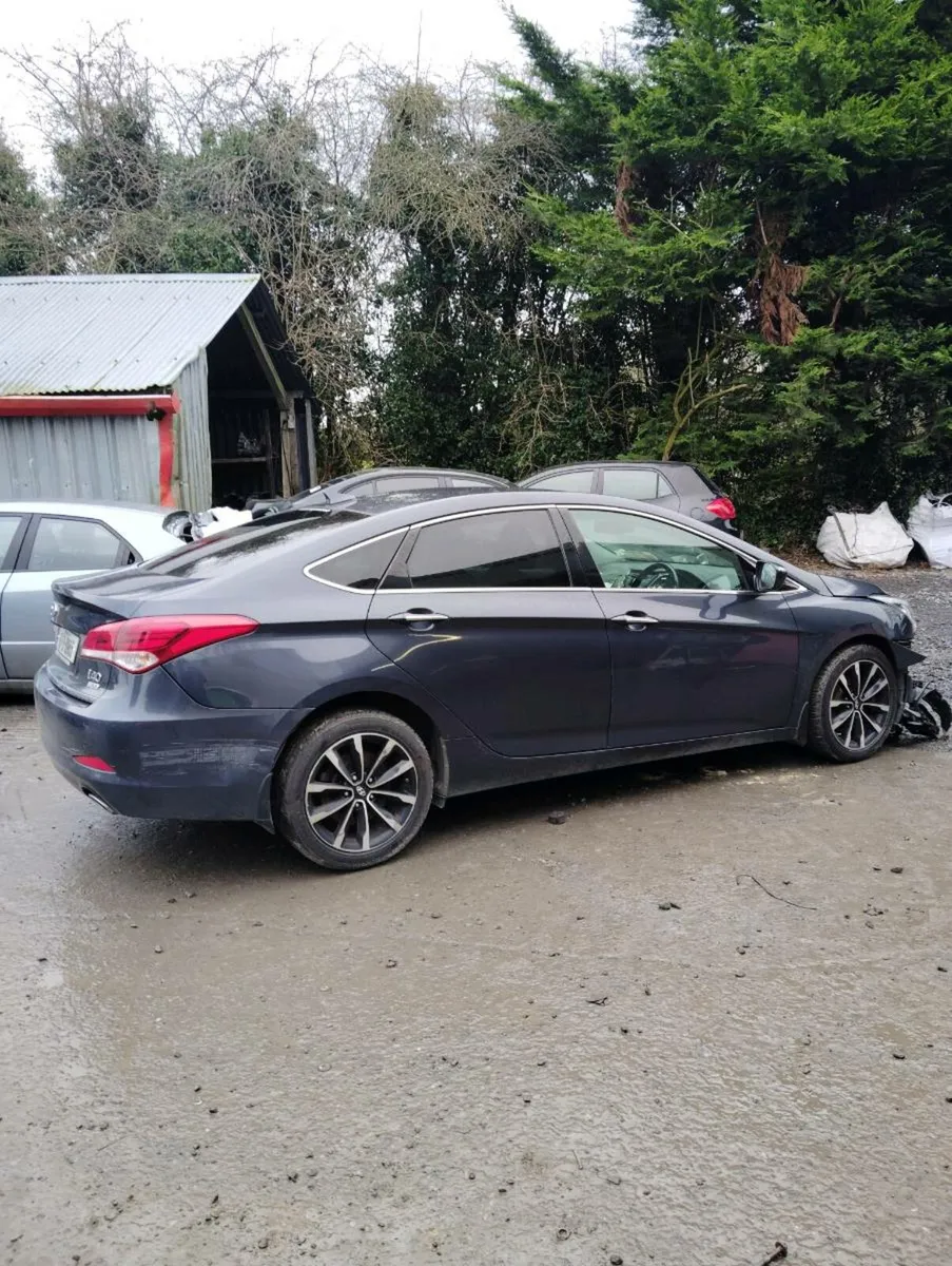 Breakin Hyundai i40 2016 1.7crdi low mileage - Image 4