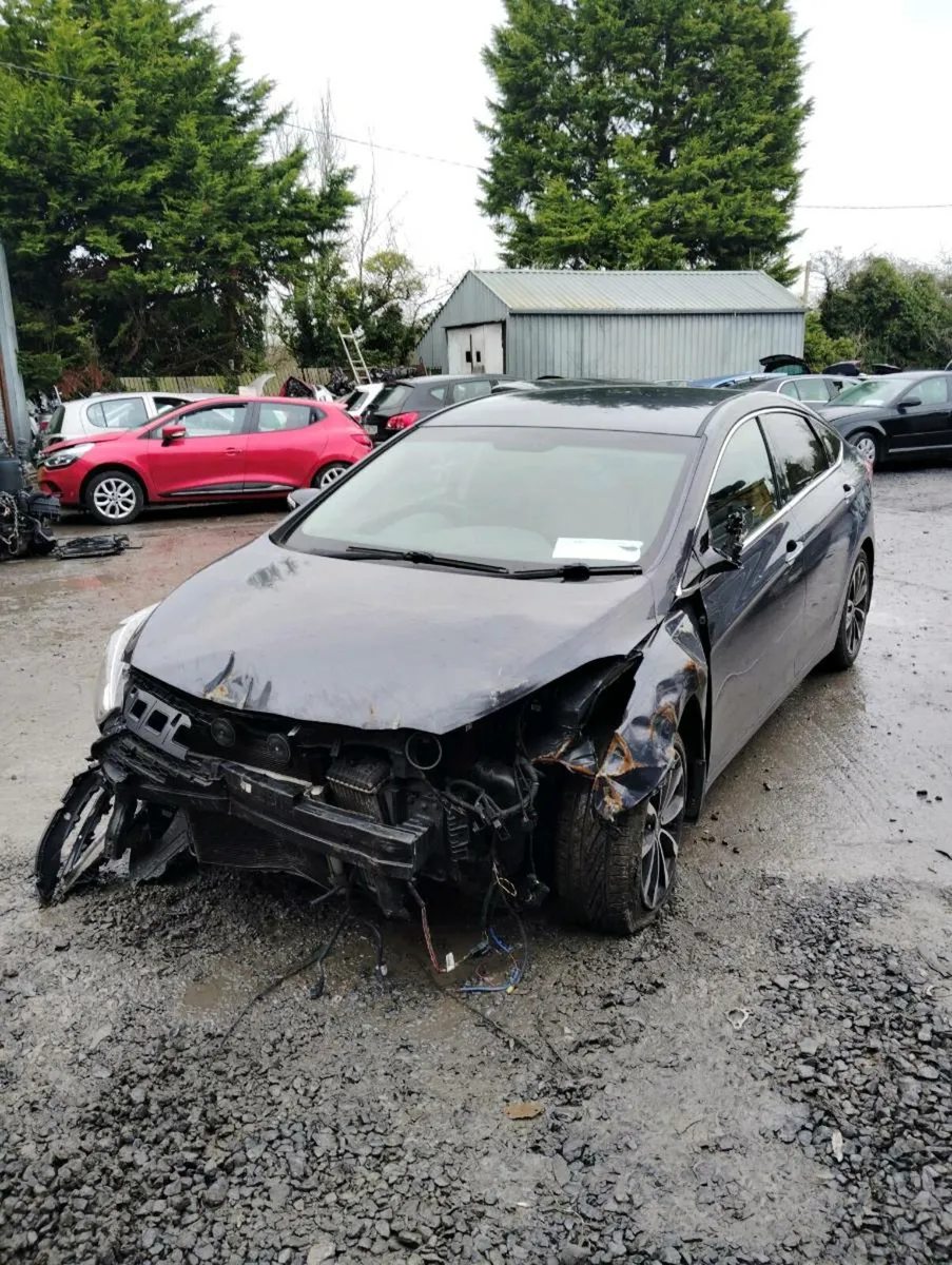 Breakin Hyundai i40 2016 1.7crdi low mileage - Image 3