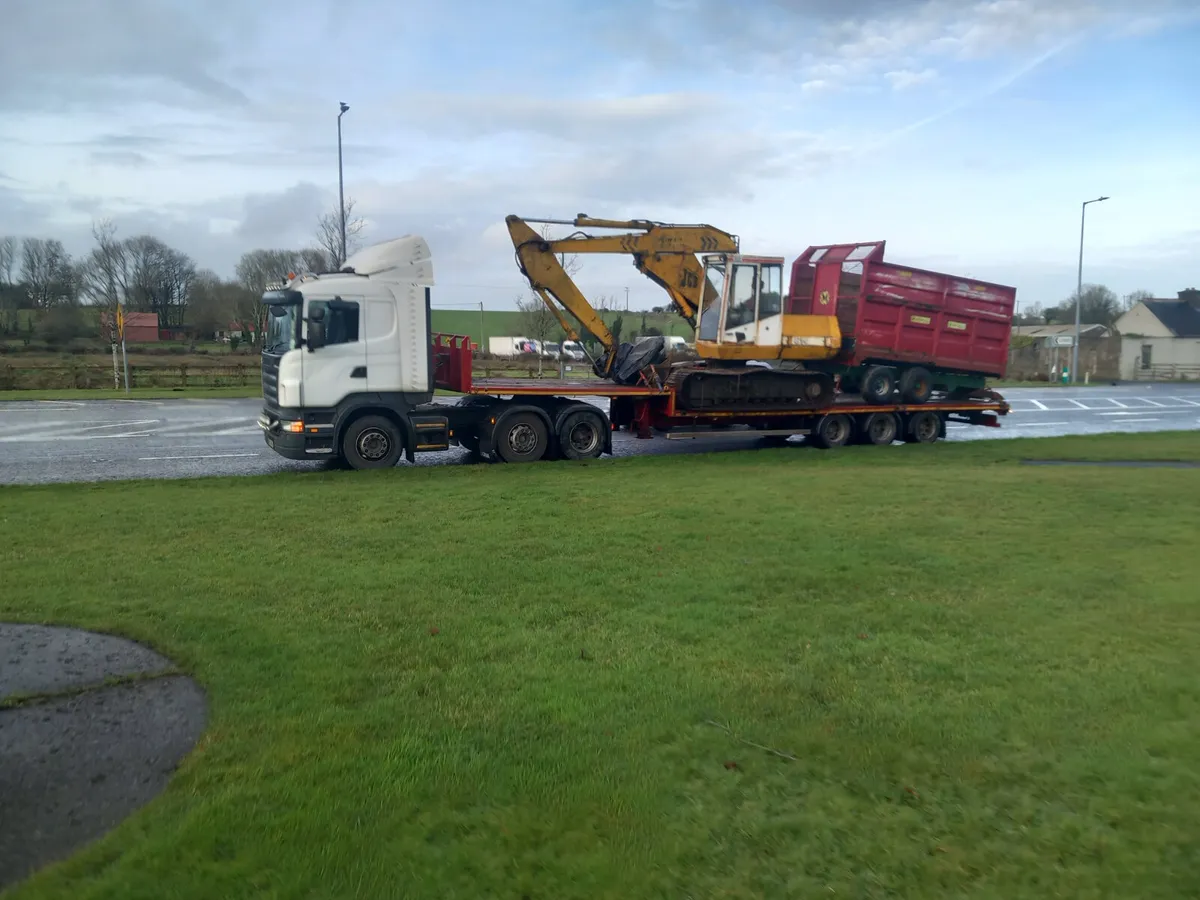 Empty truck in the South - Image 1