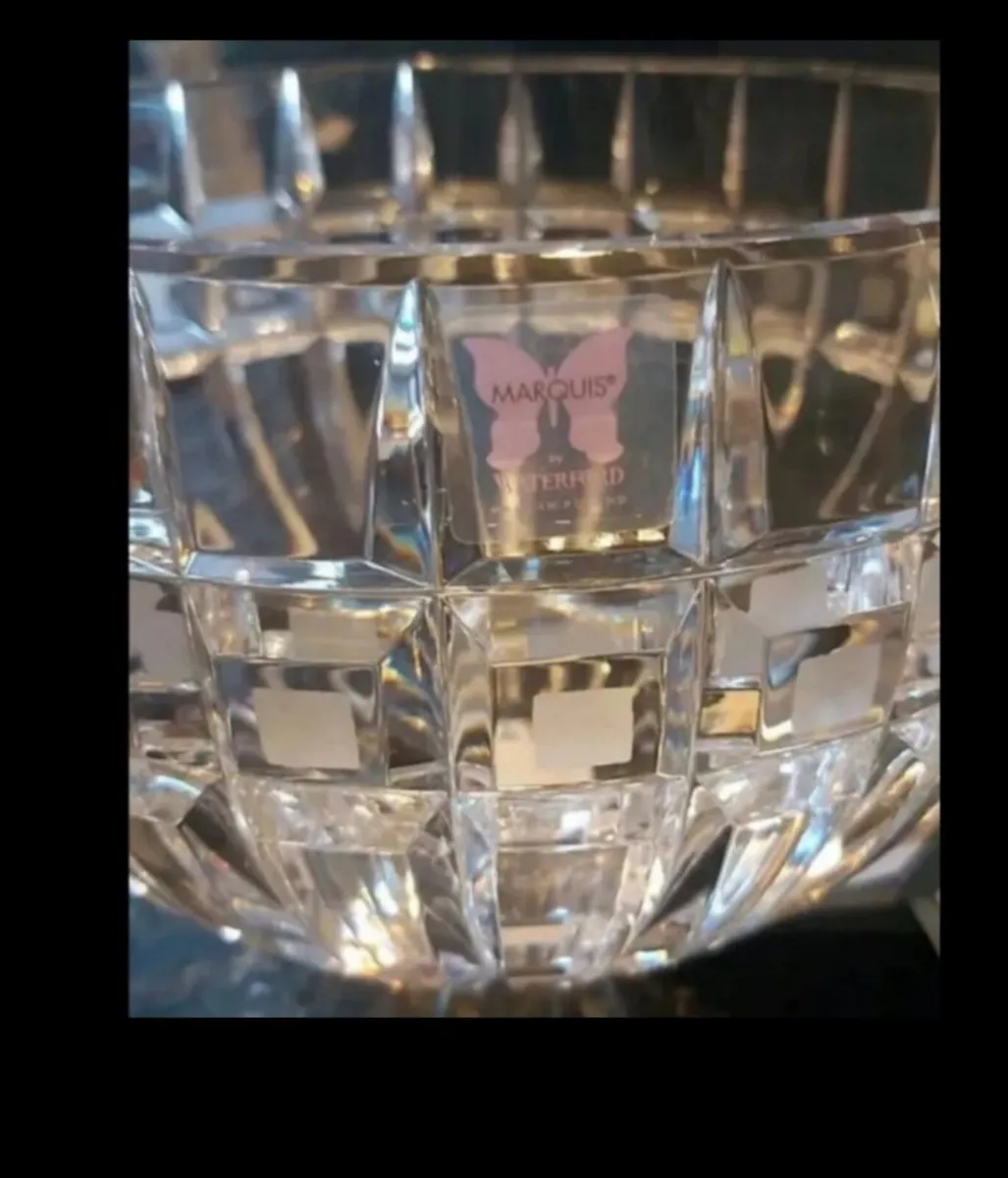 New Waterford marquise quardatra bowl with box - Image 4