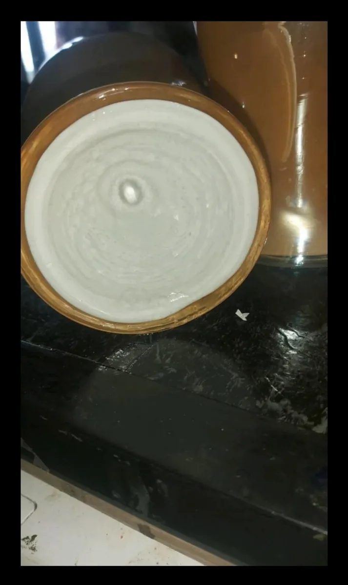 2 hand blown Lustre antique vases - Image 3