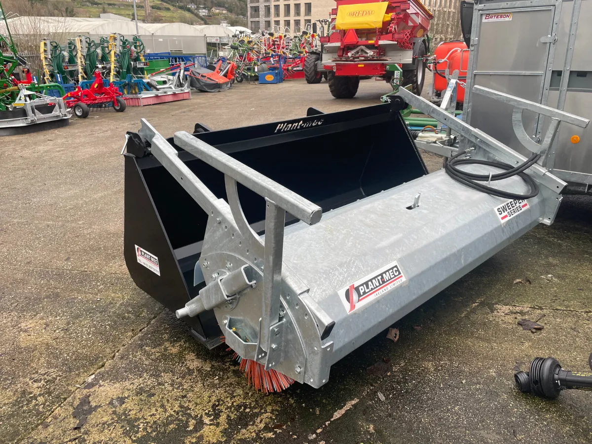 PlantMec Bucket+Brush - Image 1