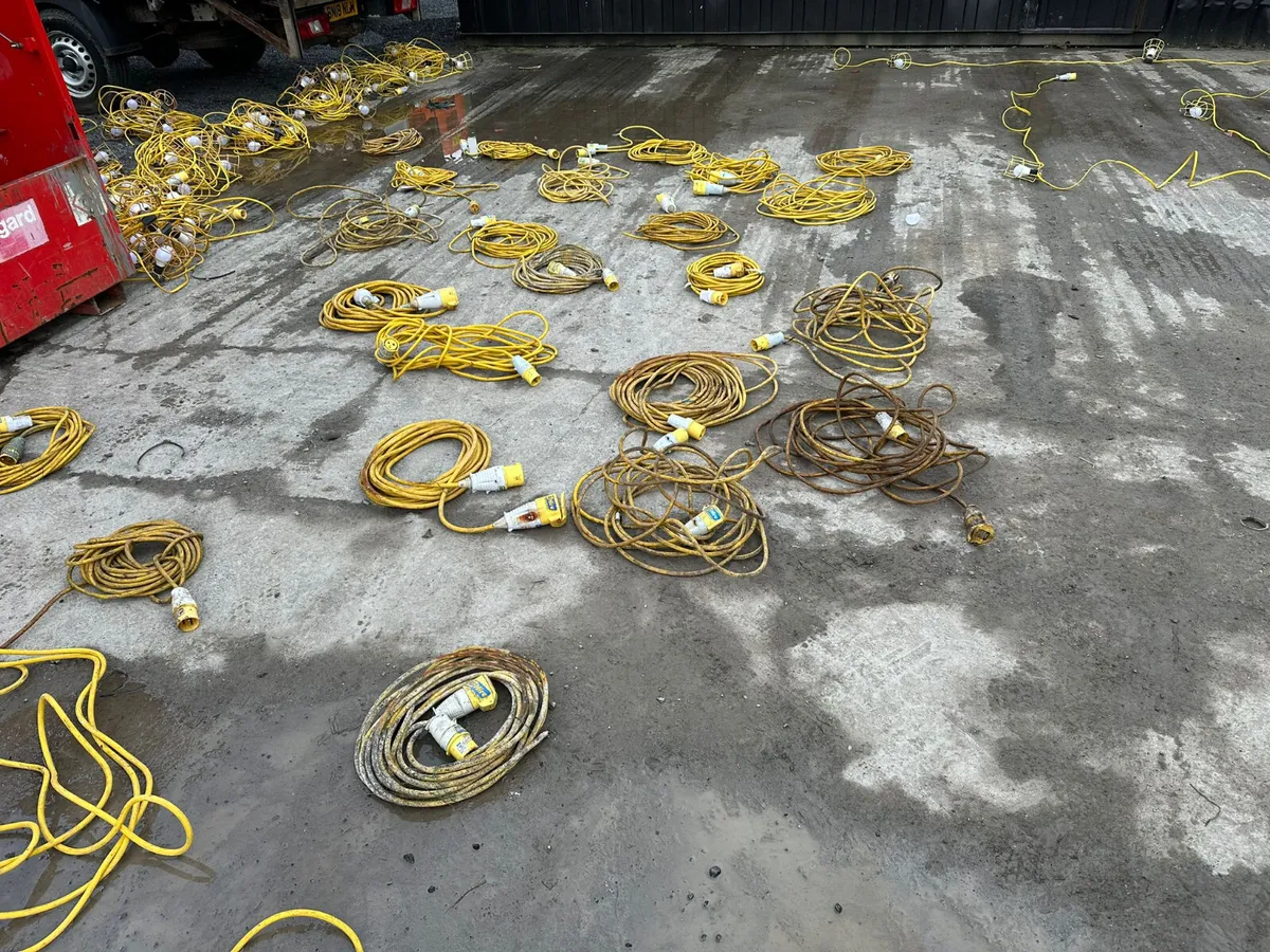 Large Selection of 110V Cables - Image 1