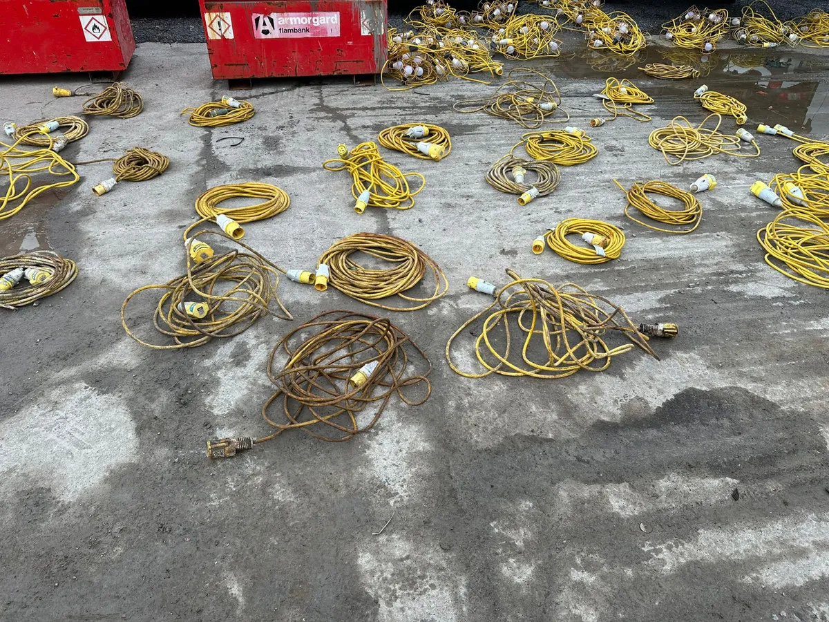 Large Selection of 110V Cables - Image 2