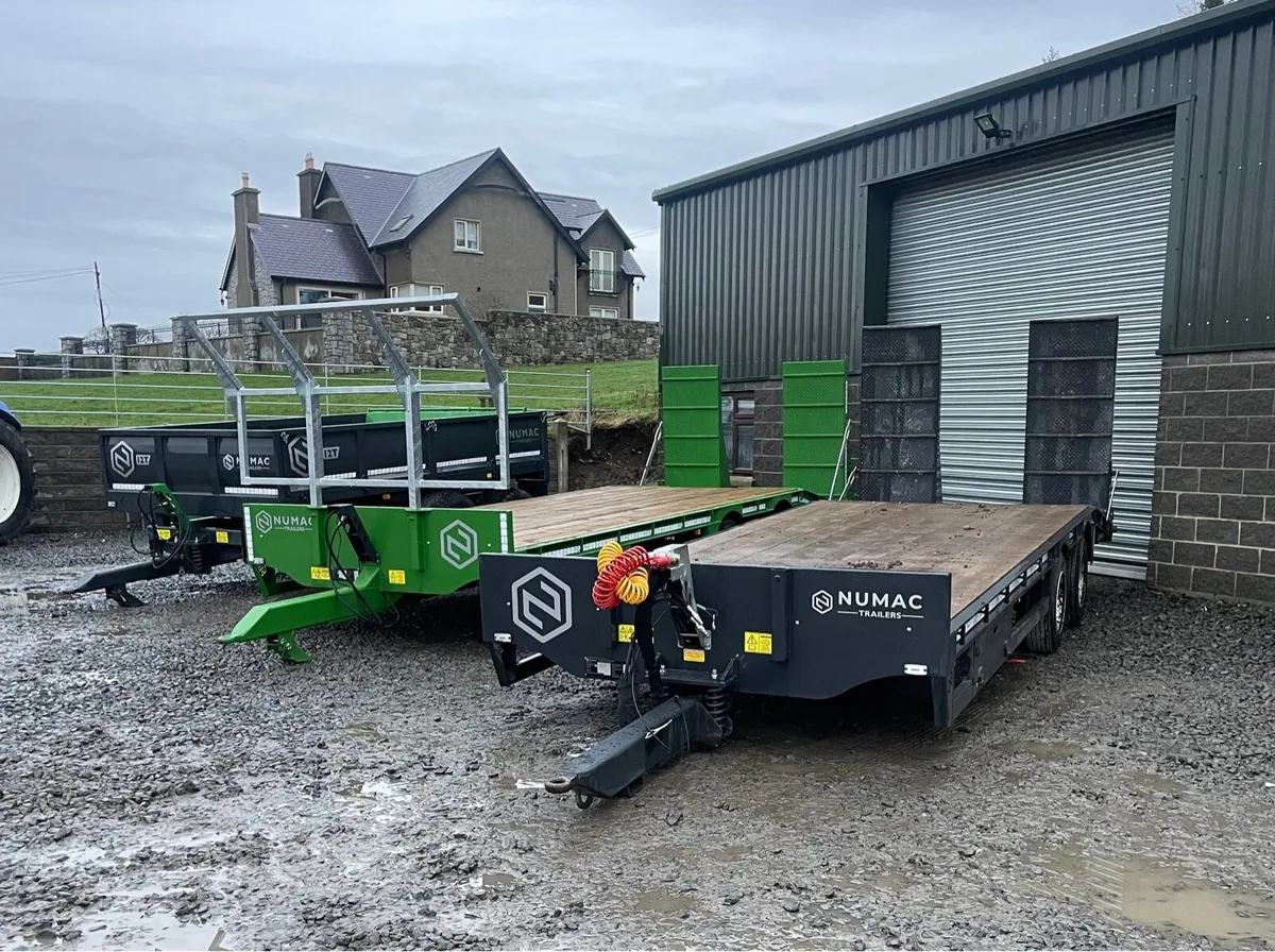 Low loader and dump trailer hire - Image 2