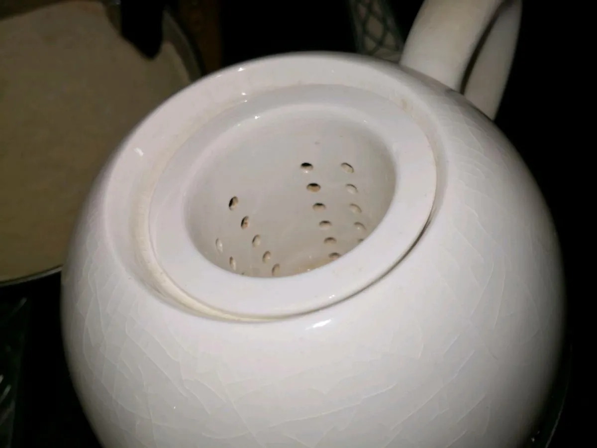 Antique English metal covered large teapot - Image 3