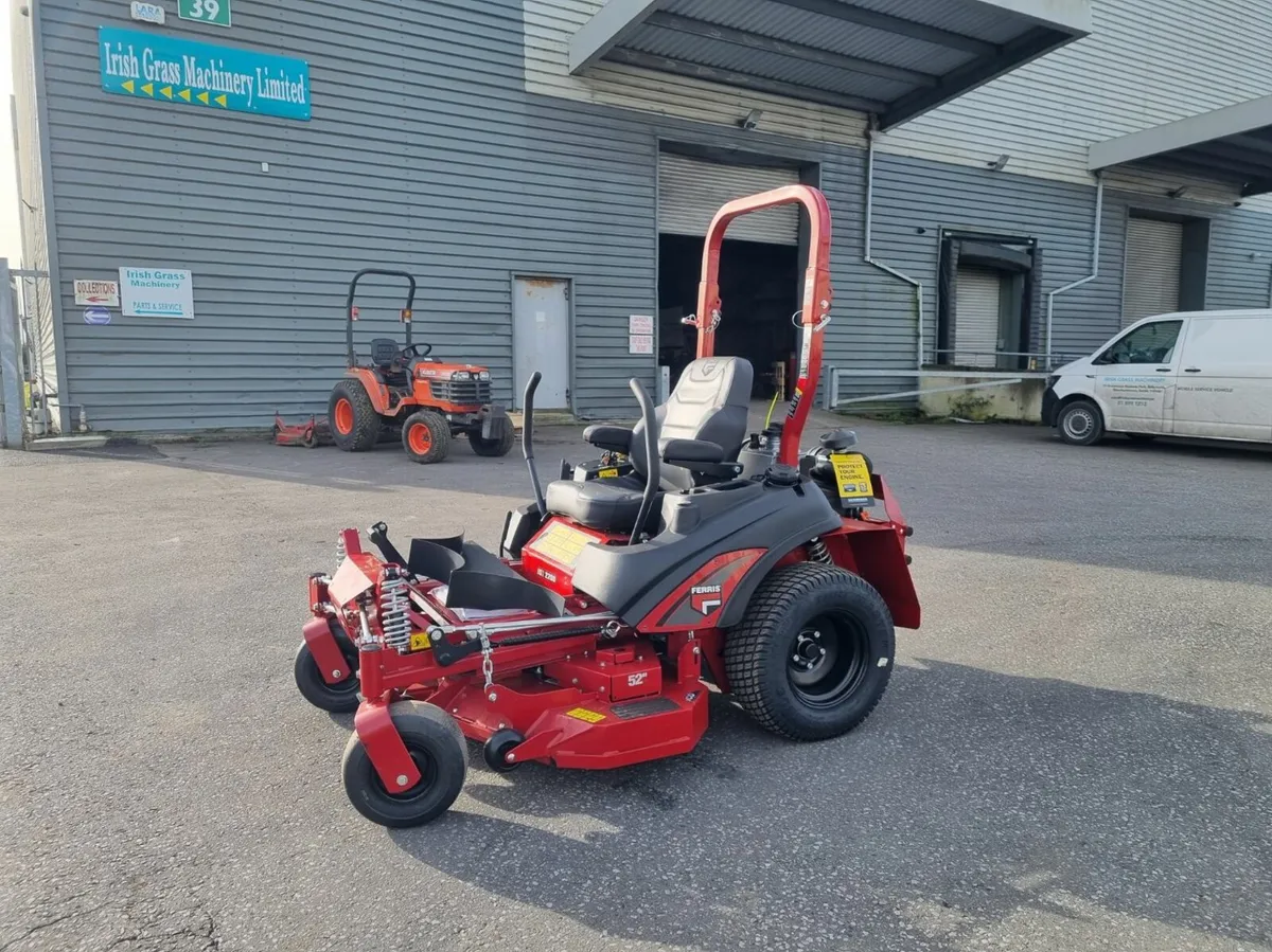 Ferris ISX2200 61" Triple Deck - Image 1