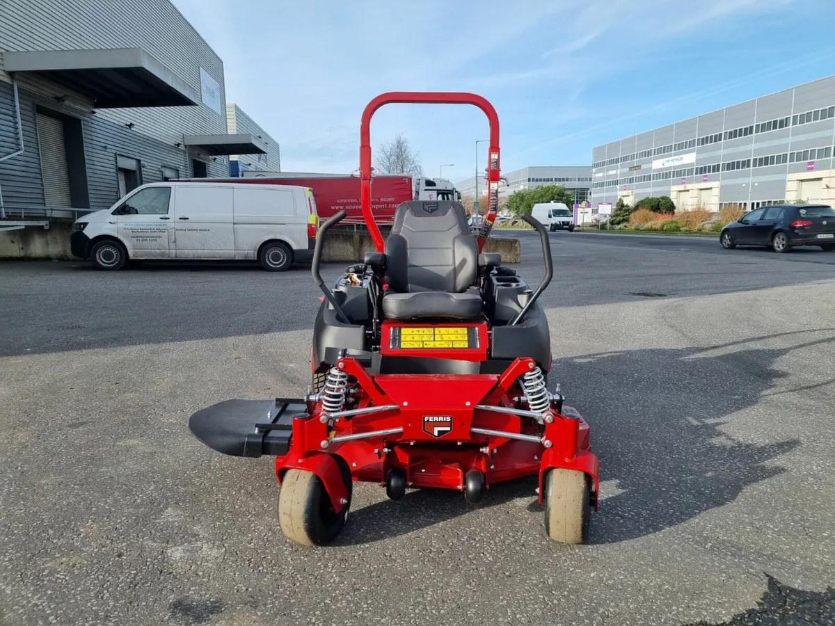 Ferris ISX2200 61" Triple Deck - Image 2