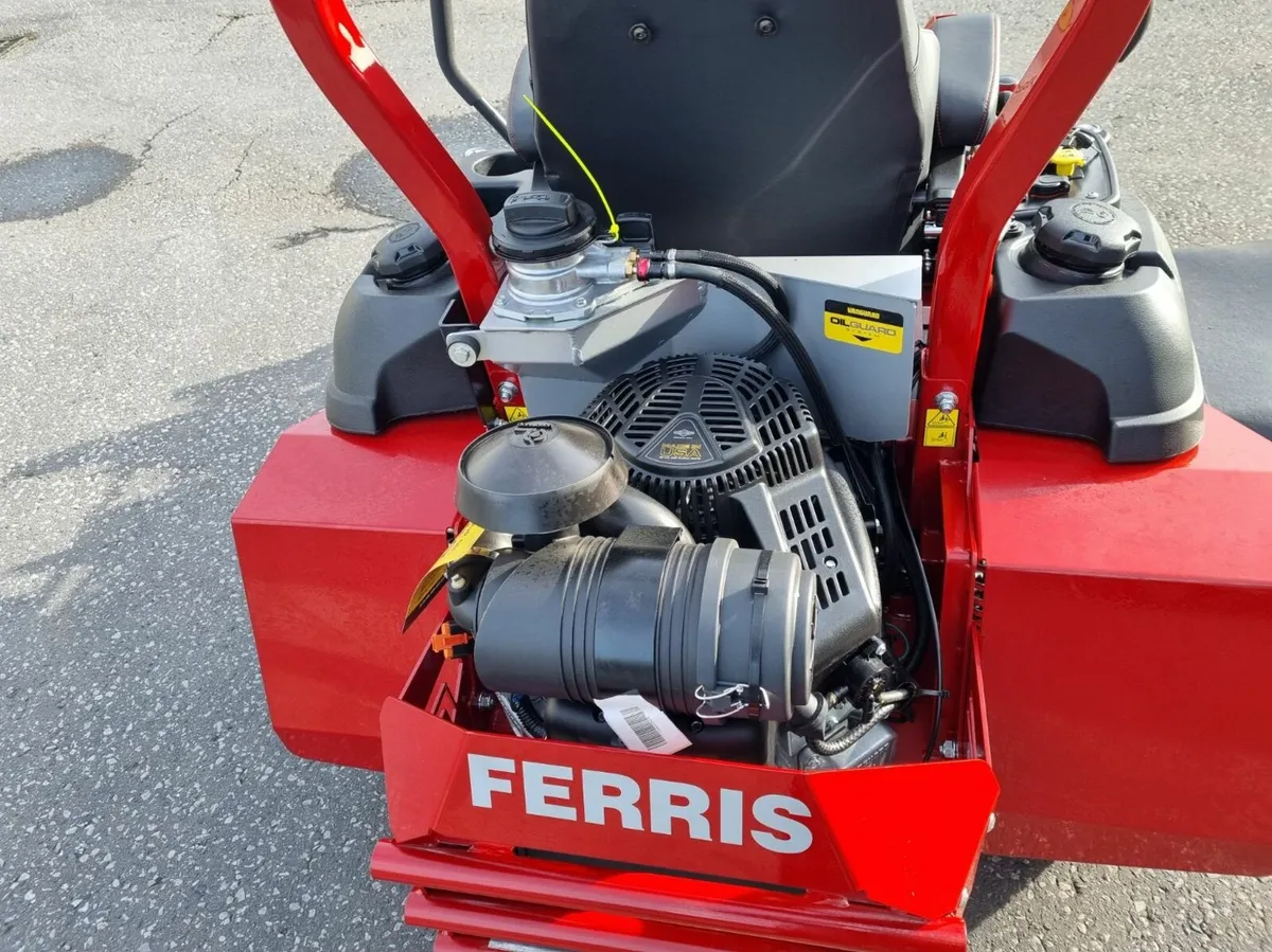 Ferris ISX2200 61" Triple Deck - Image 3