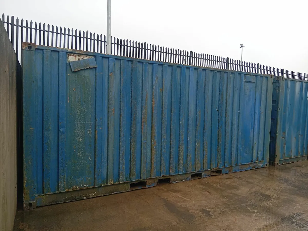 20' container - Image 2