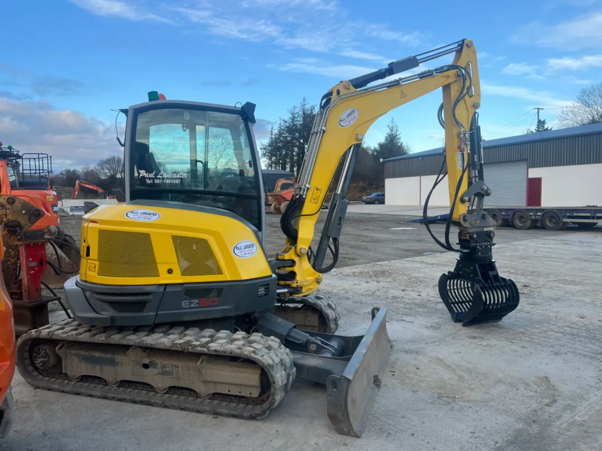 5 ton and rotating grab self drive hire - Image 1