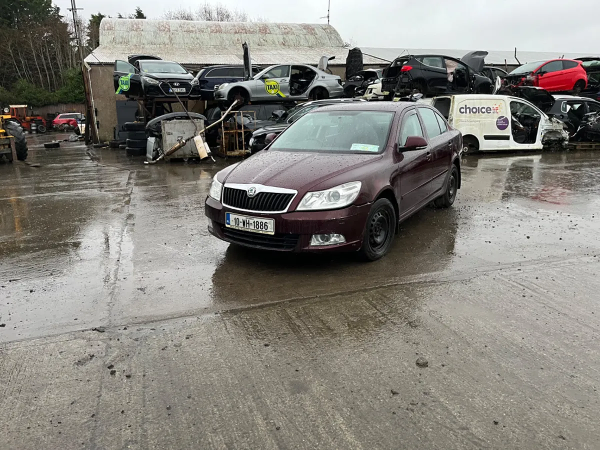 2010 Skoda Octavia 1.6 TDI - Image 2