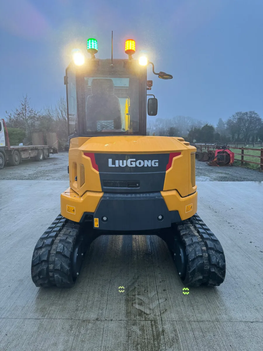 LIUGONG 9051F/9057F ⚡️ 5 year warranty ⚡️ - Image 2