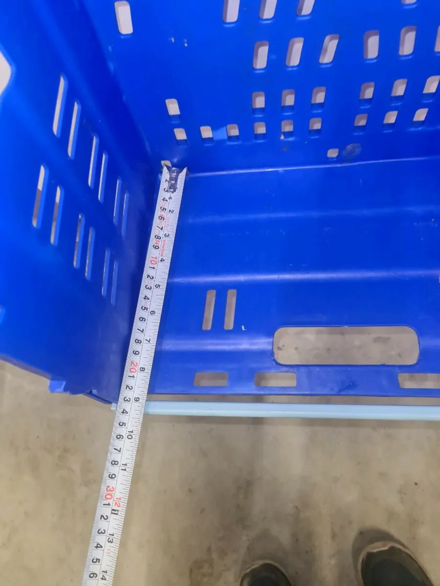 Platic stackable storage trays - Image 4