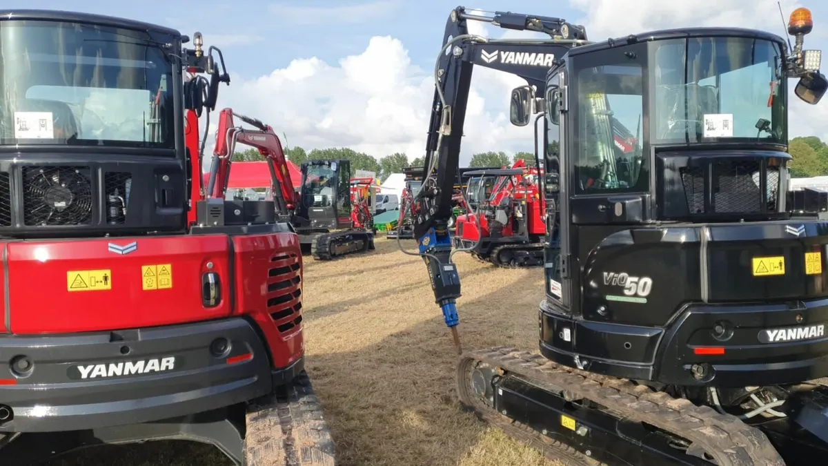 SV17 Yanmar Digger in Stock! - Image 4