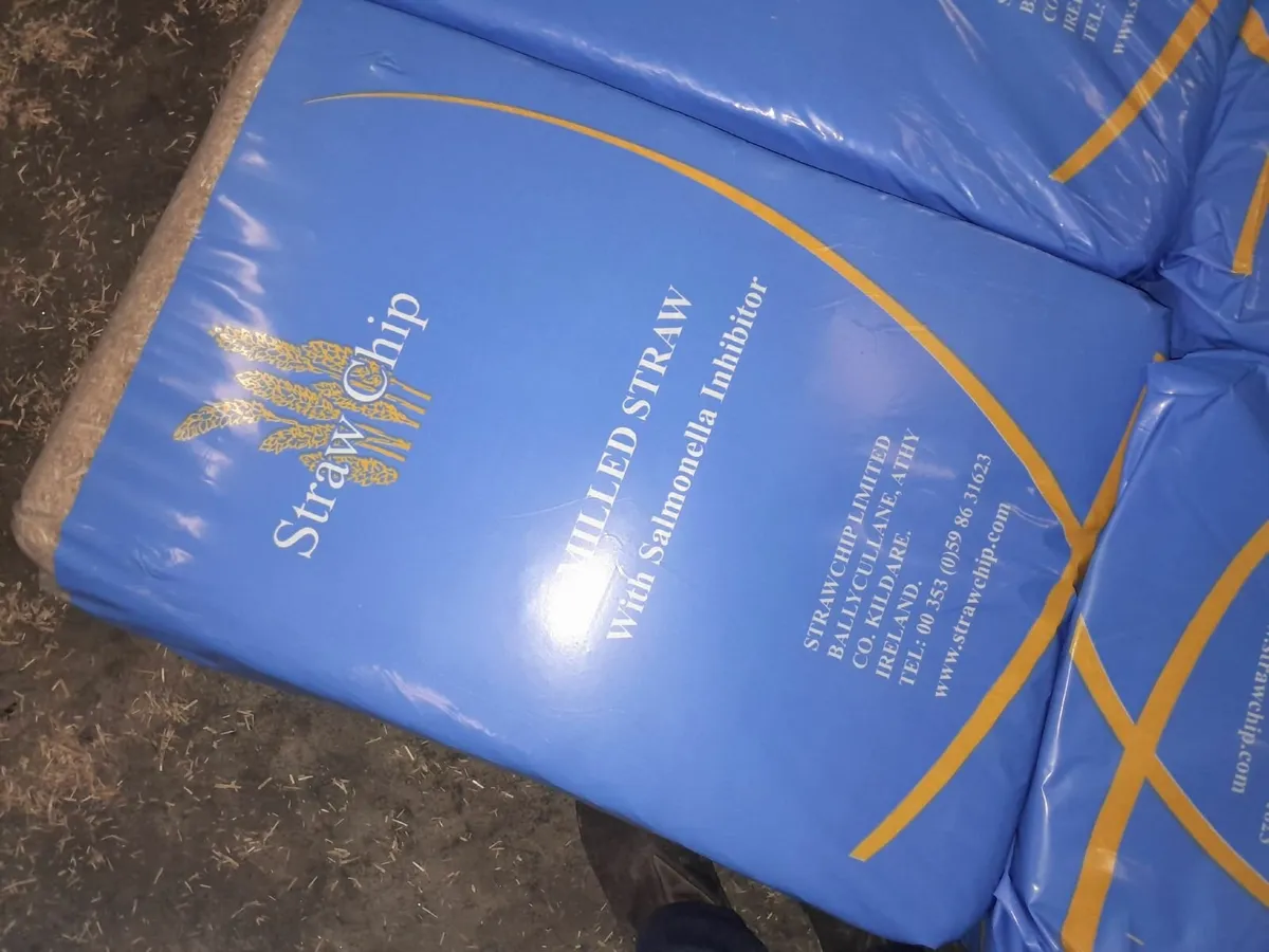 Straw -Straw -Single Pallet Nationwide Delivery - Image 2