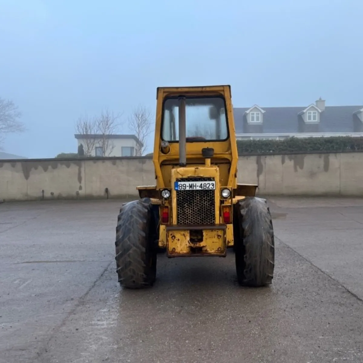 CAT 910 LOADER - Image 2