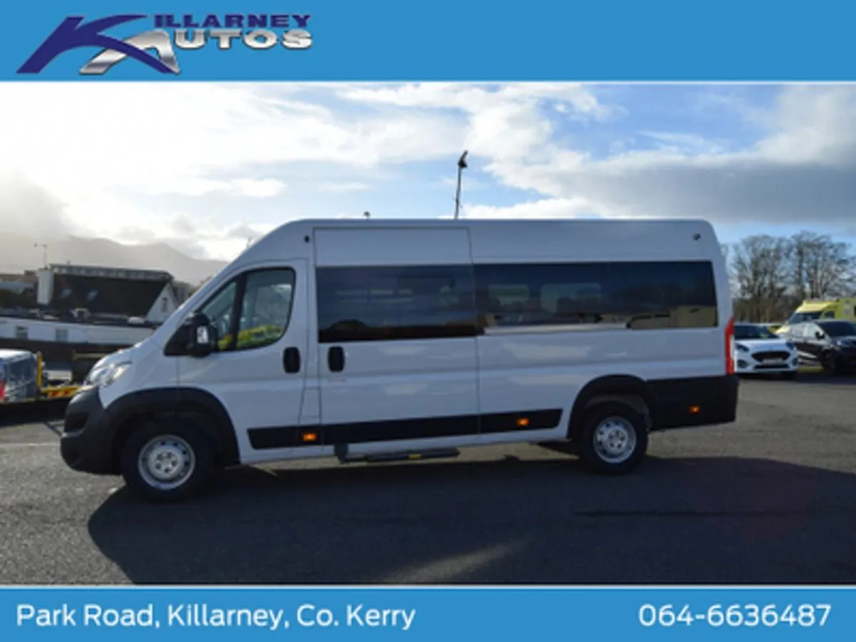 Opel Movano 17 Seat Minibus 140Ps Manual 6 Speed - Image 4