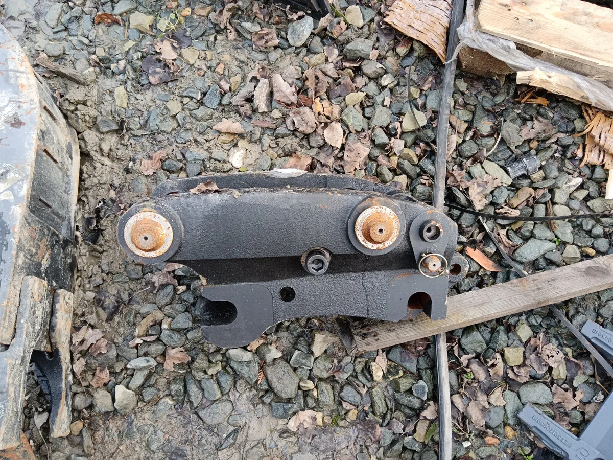 JCB 3cx hitch new - Image 1