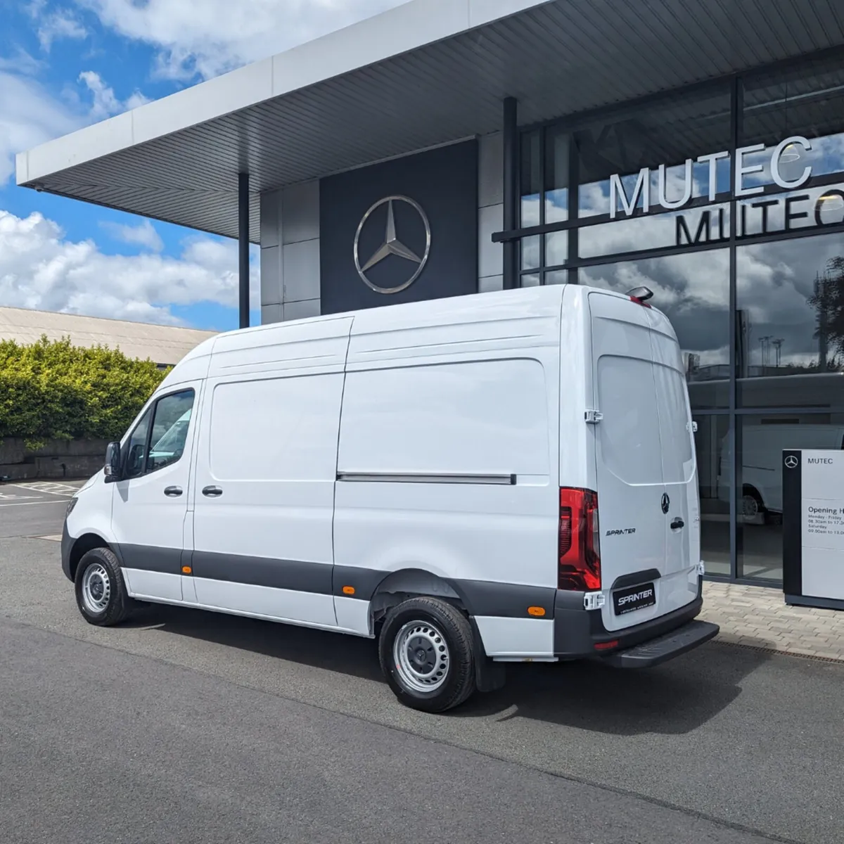 Mercedes Sprinter 317 MWB Auto Select in stock - Image 4
