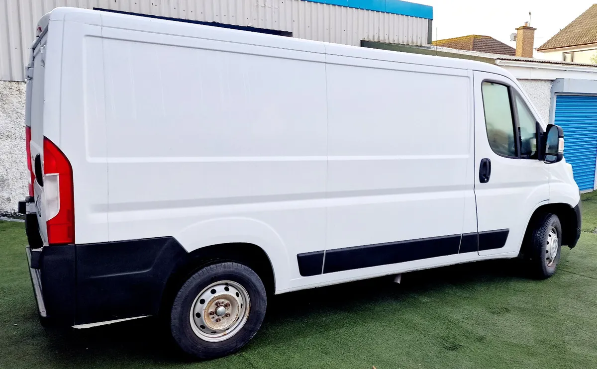 NEW DOE Fiat Ducato L2 H1 2.3 130HP vat invoice - Image 4