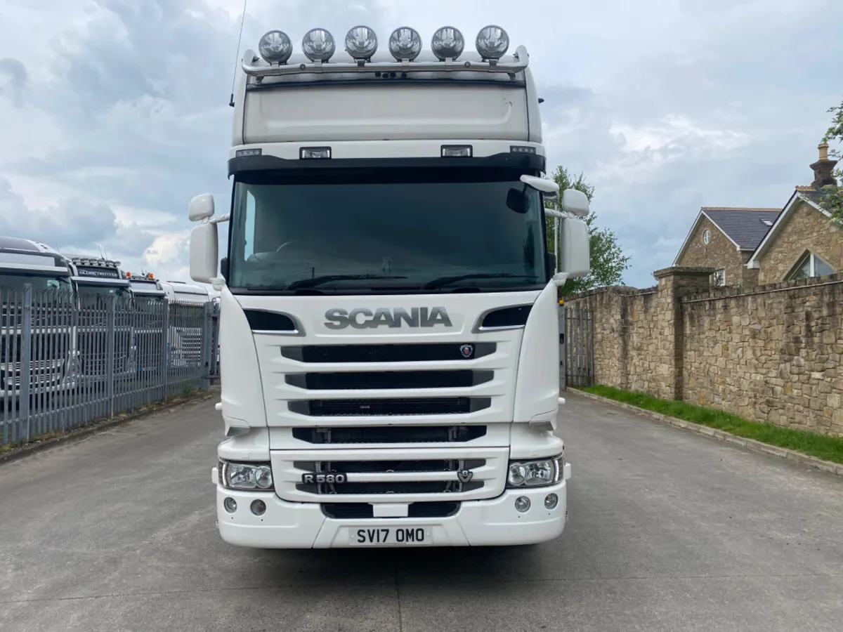 2017 Scania R580 6x2 Topline Rearlift - Image 1