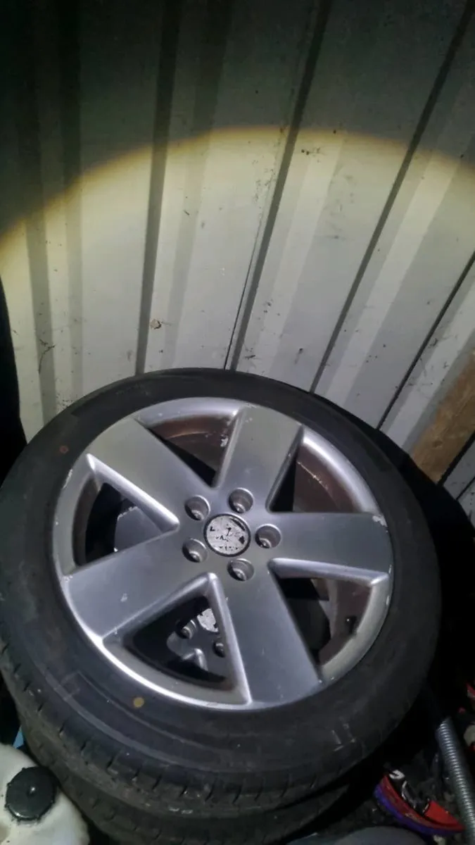 PASSAT B6 1.9 2.0 TDI 1.6 FSI PARTS - Image 1