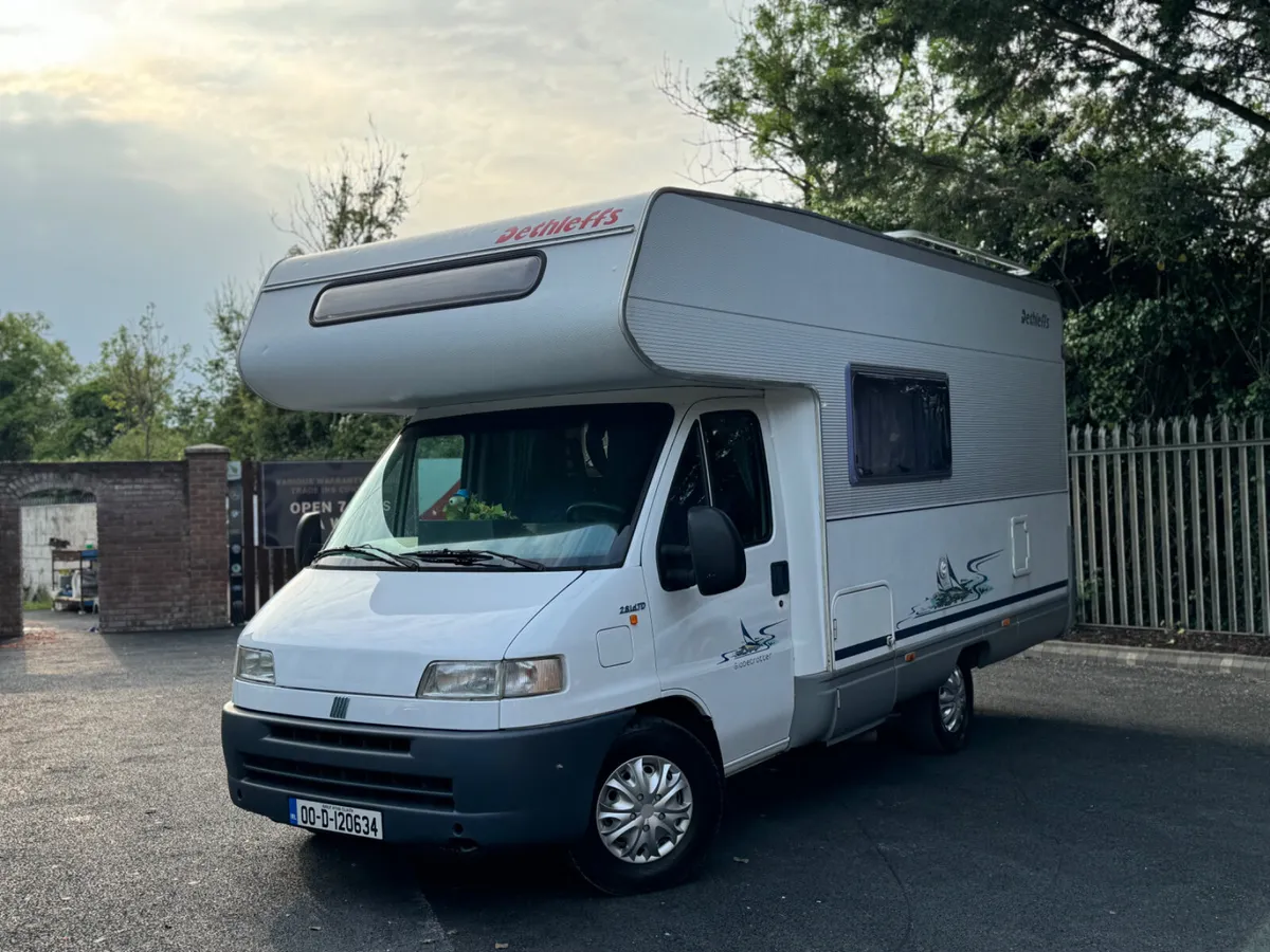 2000 Dethleffs A5880 6 Berth Left Hand Drive - Image 3