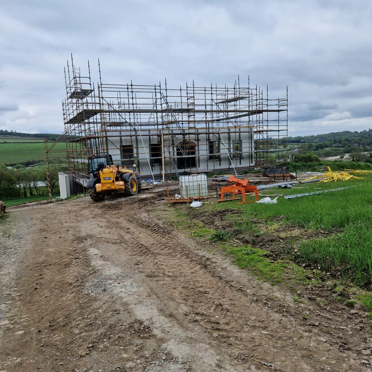 Scaffolding & scaffolder to erect - Image 3