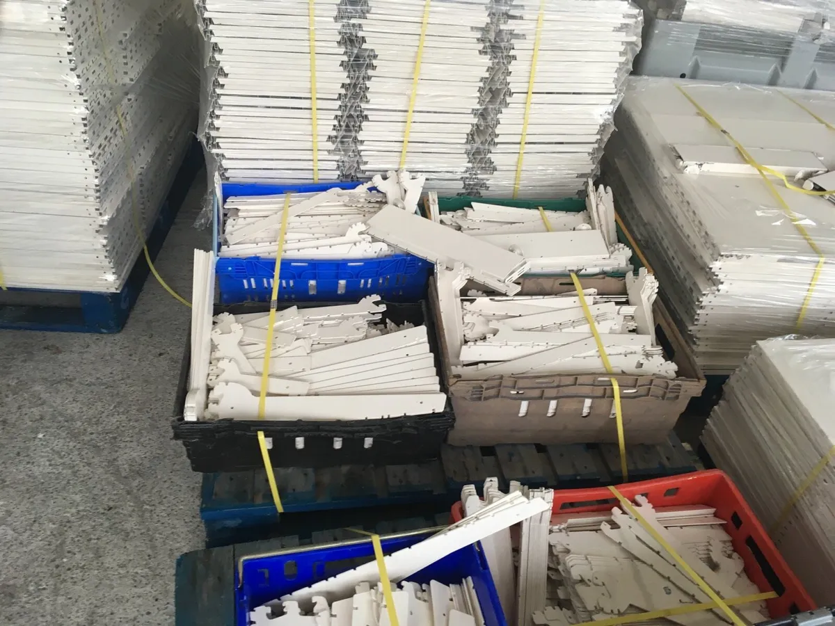 Shop shelving - Image 3