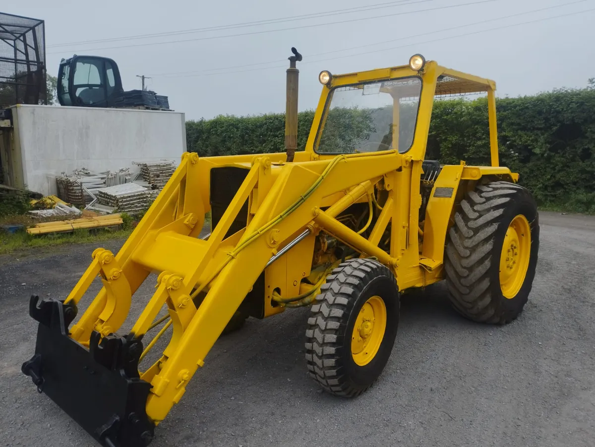 MF 50 Loader - Image 2