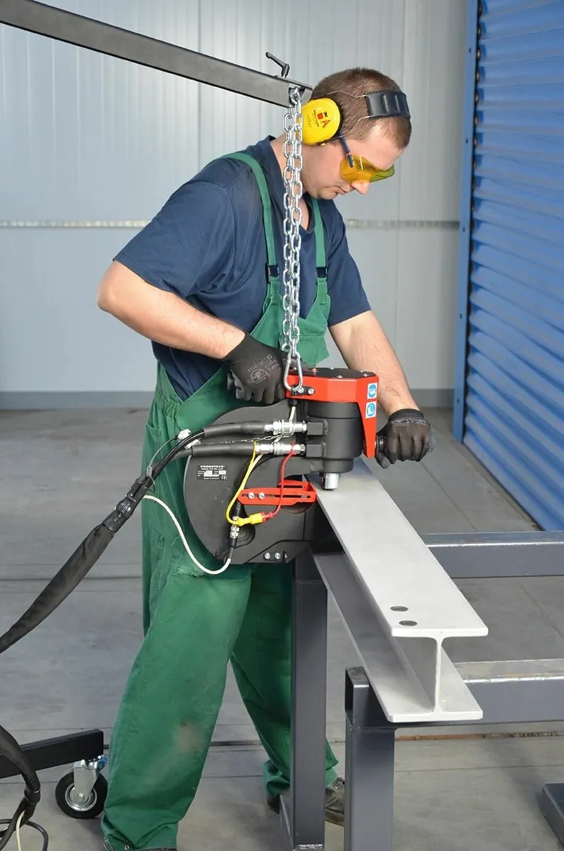 Portable Hydraulic Puncher / Mobile Puncher - Image 1