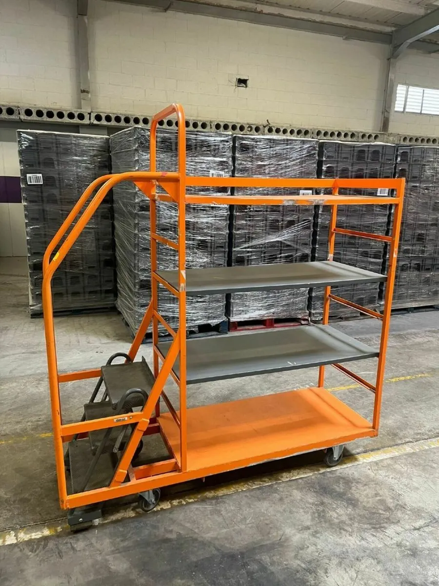 Shelving Trolly with Ladder and Castors (4 levels) - Image 1