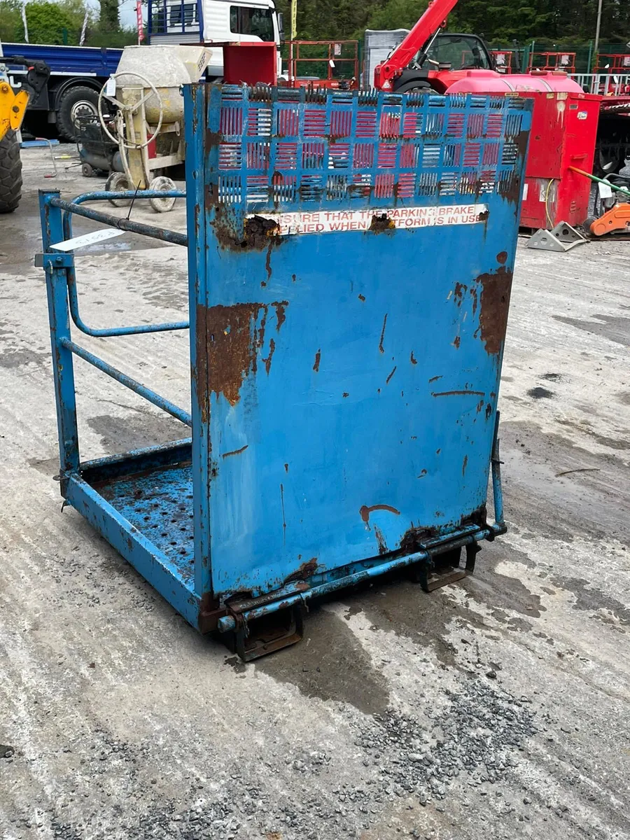 2 Person Man Basket - Image 4