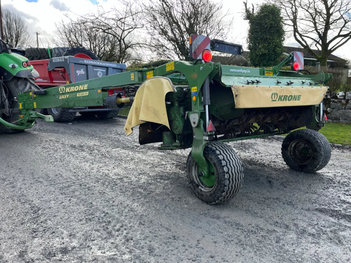 Krone trailed conditioner mower - Image 3