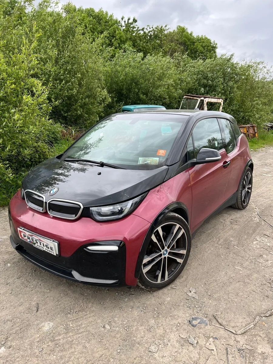 Breaking bmw i3s i01 full electric 2019 - Image 1