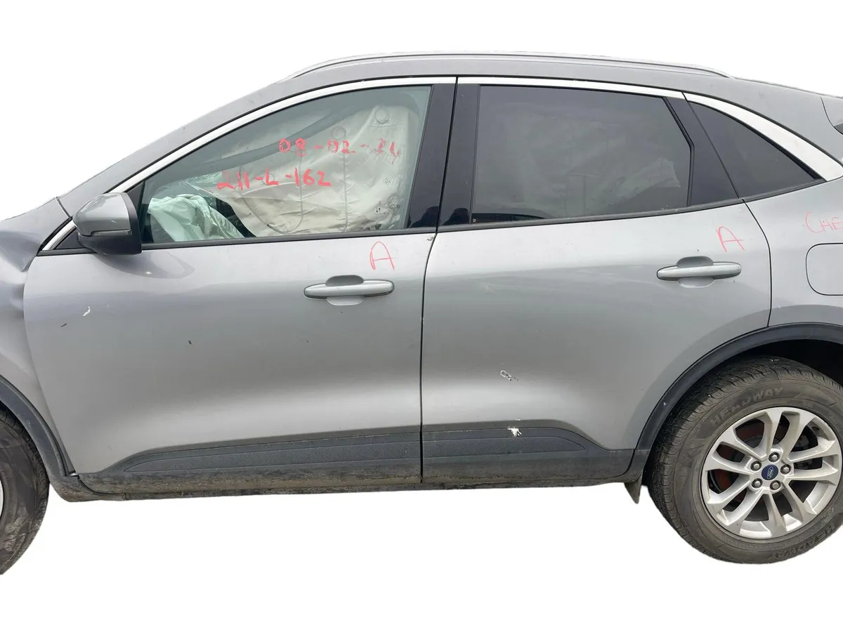 2021 FORD KUGA For Breaking/Dismantling - Image 2