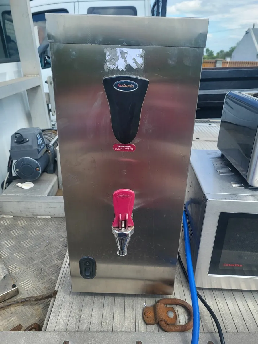 DELI COUNTER. AND OTHER CATERING  ITEMS - Image 3